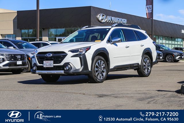 Crystal White Pearl 2025 Subaru Outback SUV / Crossover All-Wheel Drive Continuously Variable Transmission