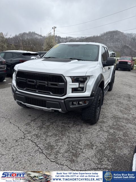 2017 Ford F-150 Raptor SuperCab 4WD