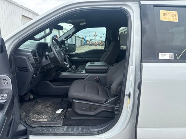 2024 White Ford F-150 XLT 4X4 Truck