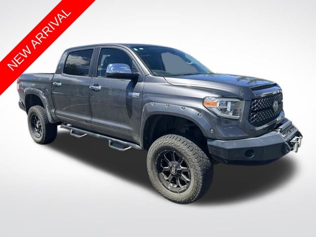 Magnetic Gray Metallic 2018 Toyota Tundra Pickup Truck Four-Wheel Drive 6-Speed Automatic Overdrive