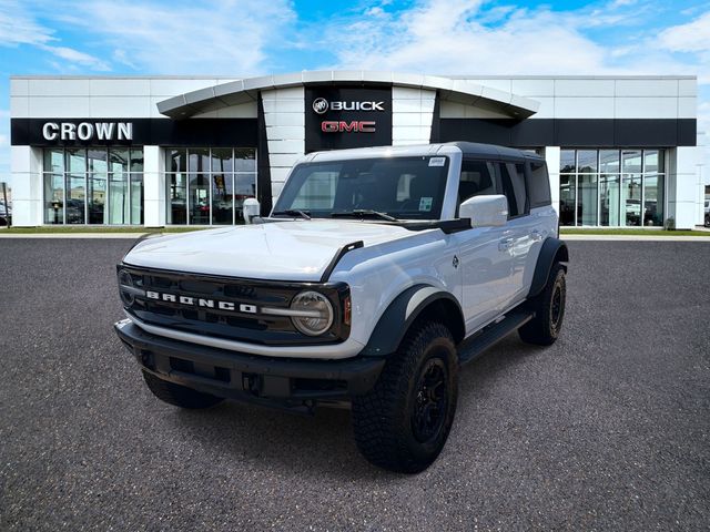  2022 Ford Bronco Outer Banks Advanced 4-Door 4WD   