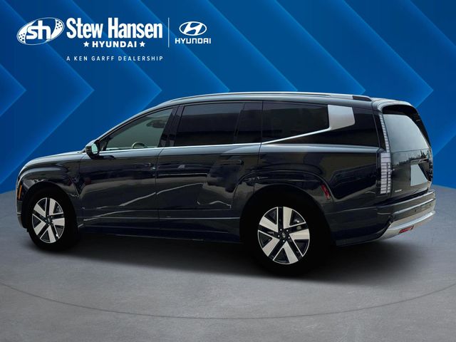 New 2026 Black Hyundai SEL image 4