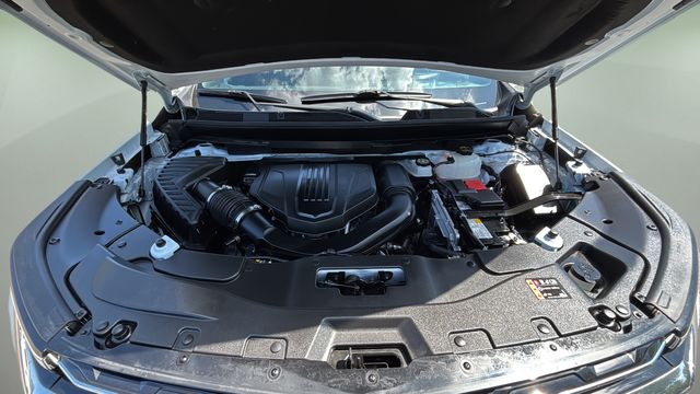 Used 2026 White Chevrolet High Country image 33