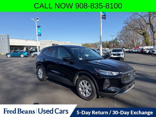 Black Metallic 2025 Ford Escape Active AWD SUV / Crossover All-Wheel Drive 8-Speed Automatic