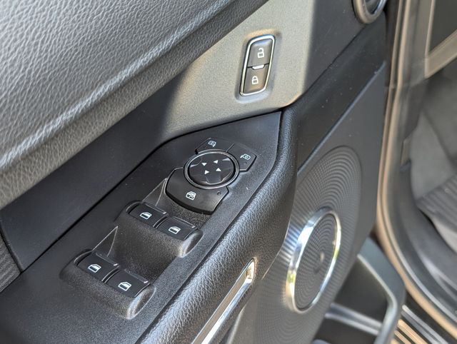 2021 Ford Expedition XLT Black at AutoSavvy Houston Southwest