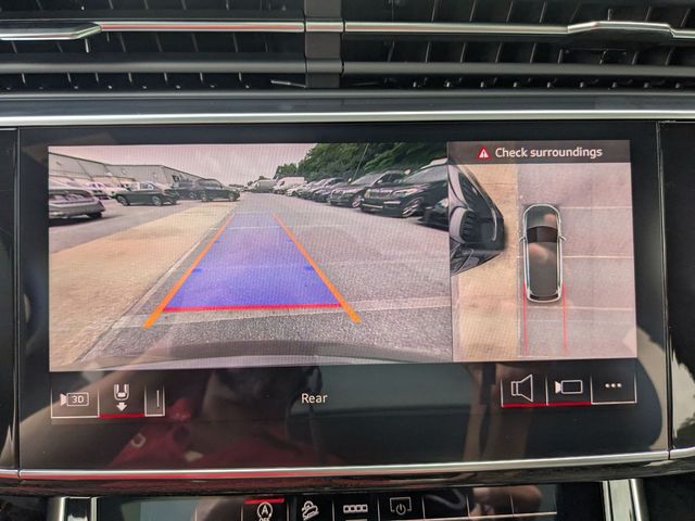 new 2025 Audi Q7 car, priced at $71,293