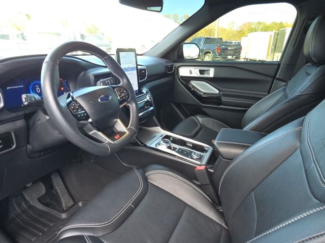 2024 Ford Explorer ST:166882C