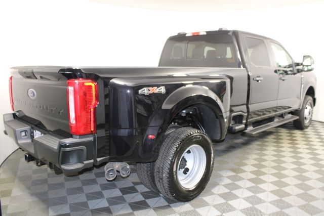 2025 Ford F-350SD XL photo