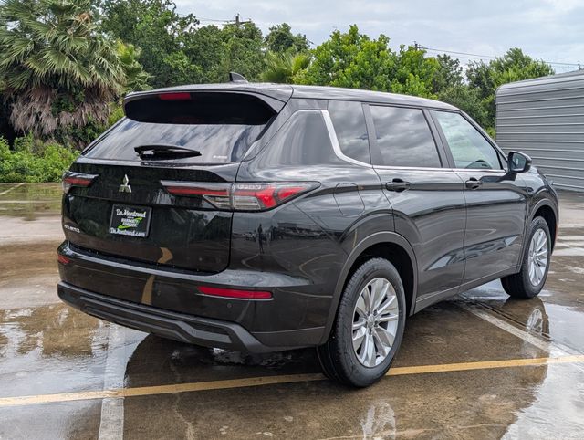 2026 Mitsubishi Outlander ES Black at DeMontrond Gulf Freeway