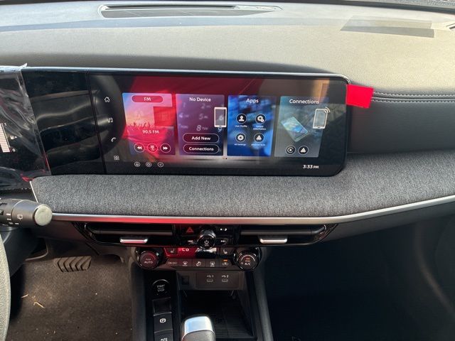 2026 Nissan Kicks SV - 11