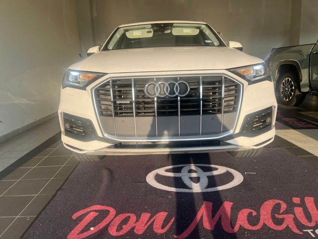 2021 Audi Q7 55 Premium Plus - 3