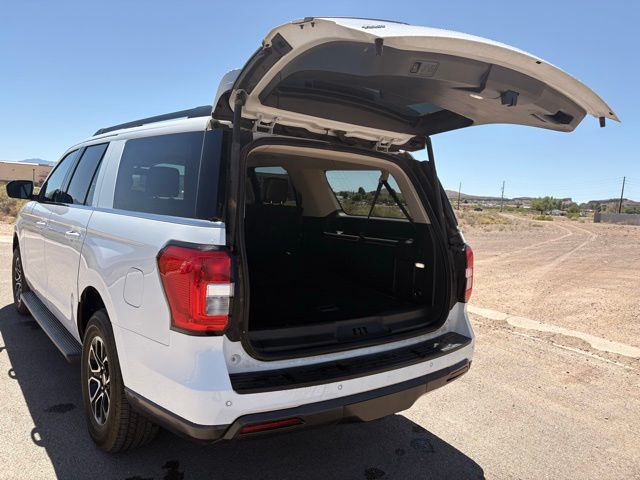 2024 Ford Expedition MAX XLT 4WD