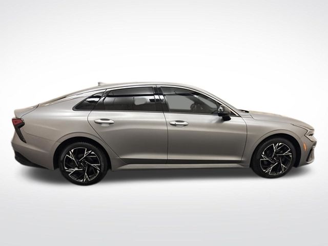 2025 Kia K5 GT-Line - Image 4