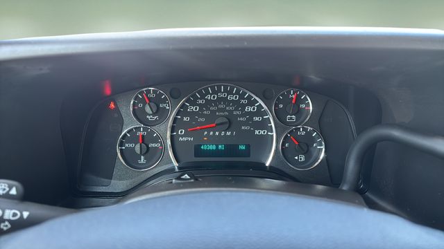 Used 2023 White GMC LS image 24