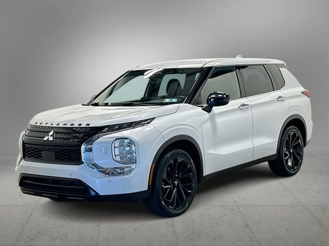 2023 Mitsubishi Outlander   at Rafferty Subaru