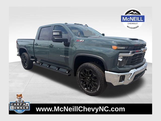 Cypress Gray 2026 Chevrolet Silverado 2500HD Pickup Truck Four-Wheel Drive Automatic