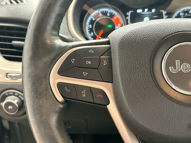 2016 Jeep Cherokee Latitude Gray at Subaru and VW of Moon Township