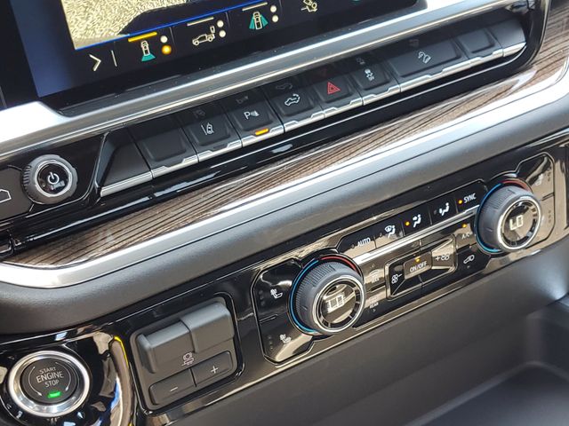 2026 Chevrolet Silverado 2500 Crew Cab 4WD Pickup for sale #T1194840 - photo 17