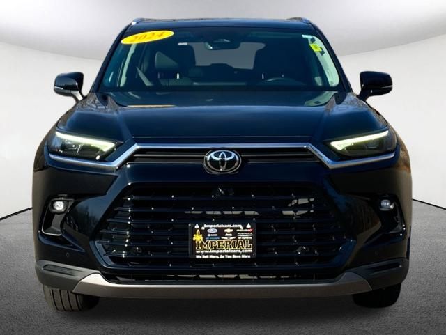 2024 Toyota Grand Highlander Limited 13