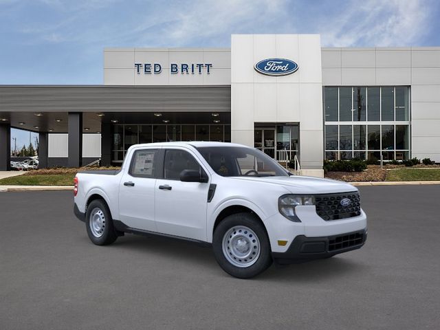 Silver Metallic 2025 Ford Maverick XL SuperCrew AWD Pickup Truck All-Wheel Drive Continuously Variable Transmission