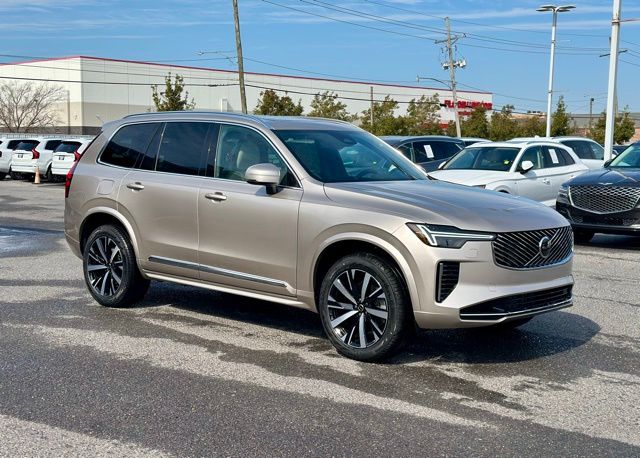 2026 Volvo XC90 B5 Core