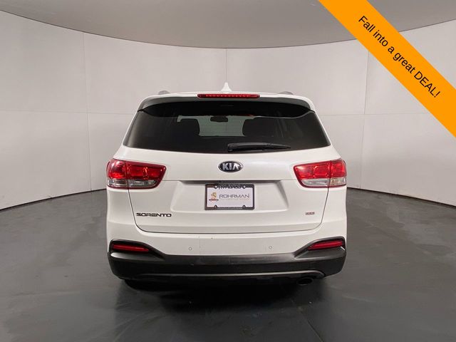 2016 Kia Sorento LX 33