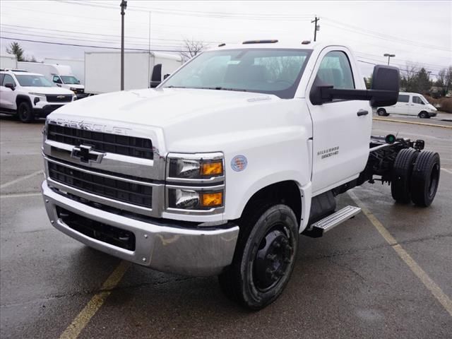 2024 Chevrolet Silverado 5500HD