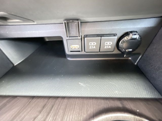 Used 2021 Toyota Highlander SUV