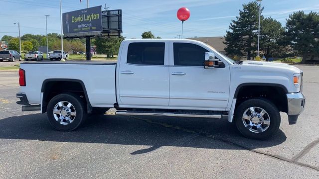 2019 GMC Sierra 3500HD SLT 9