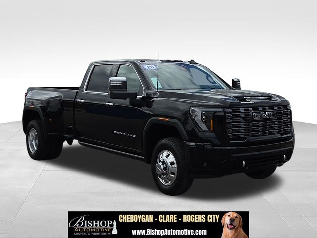 2026 GMC Sierra 3500HD Denali Ultimate Crew Cab 4WD