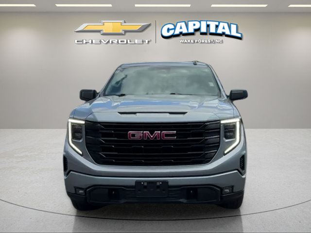 Used 2024 Silver GMC Elevation image 9