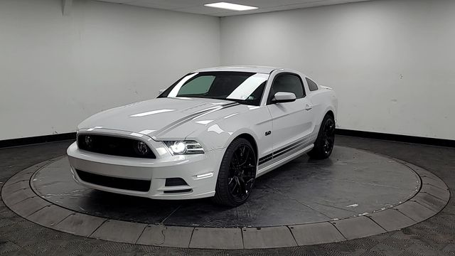 2014 – Ford – Mustang