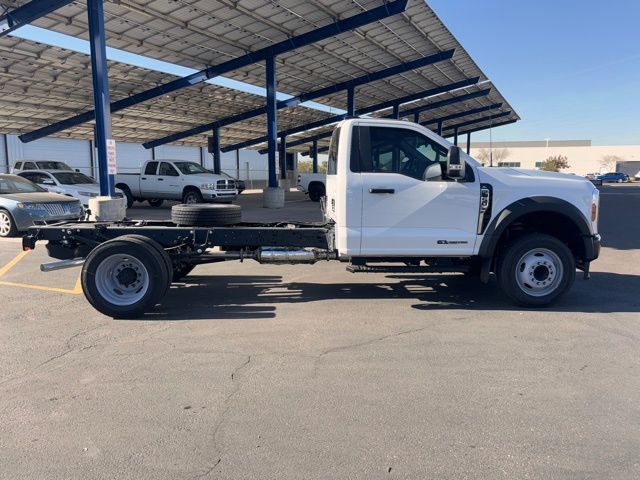 2024 Ford F-550SD  10