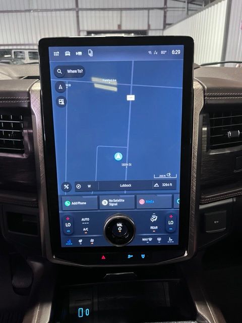 Used 2022 White Ford King Ranch image 15