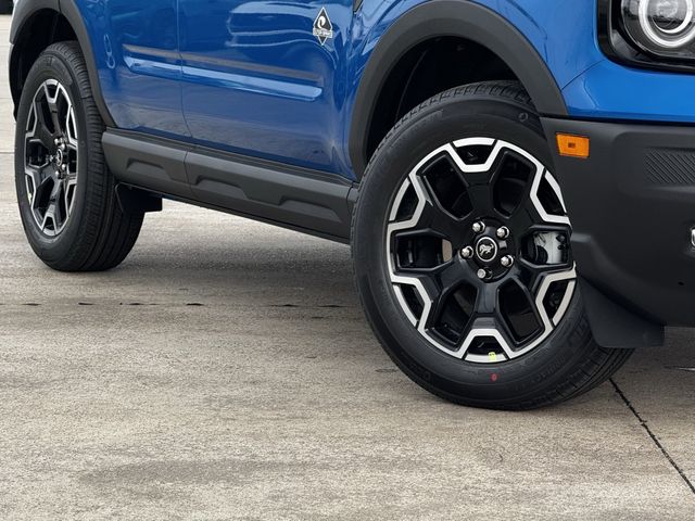 New 2026 Blue Ford Outer Banks image 11