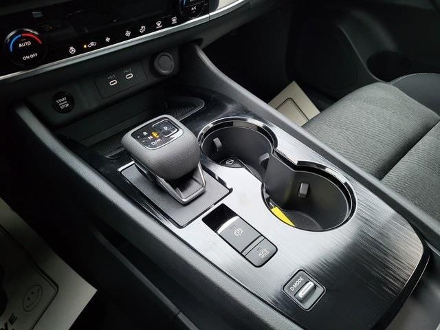 New 2026 White Nissan SV image 18