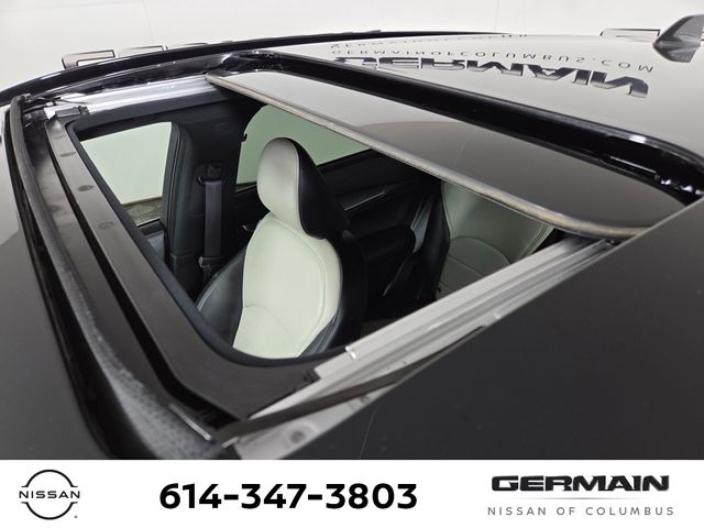 Used 2023 Black INFINITI LUXE image 28
