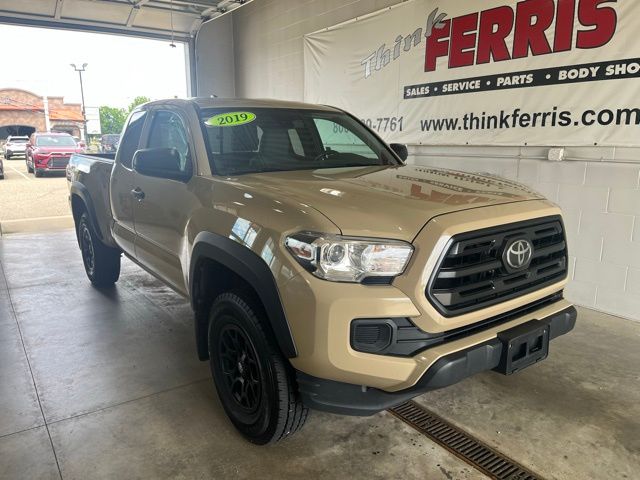 2019 Toyota Tacoma SR photo