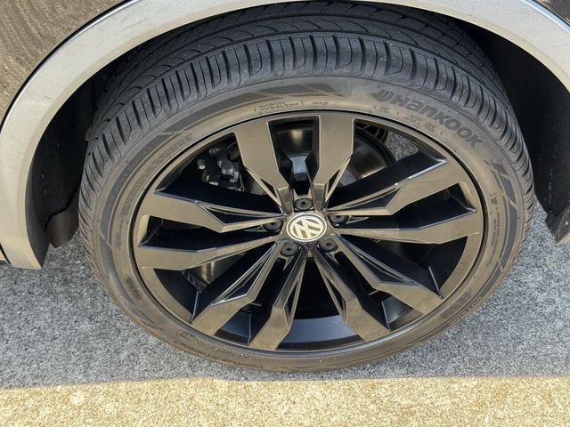 2020 Volkswagen Tiguan 2.0T SE R-Line Black Black at North Houston Mitsubishi