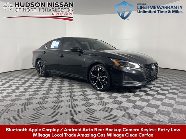 2023 Nissan Altima 2.5 SR 1