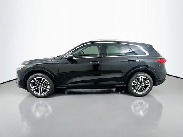 Thumbnail: 2025 Audi Q5 - 8