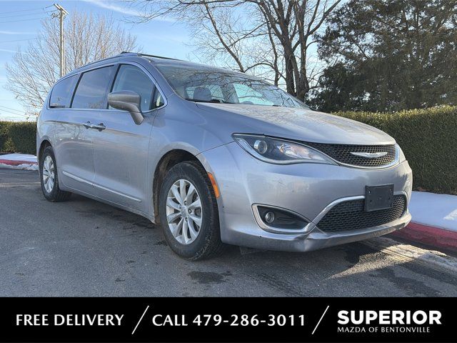 2019 Chrysler Pacifica Touring L FWD