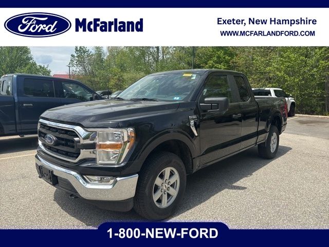 Black Metallic 2022 Ford F-150 XLT SuperCab 4WD Pickup Truck Four-Wheel Drive Automatic