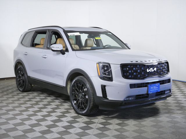 Gray 2022 Kia Telluride SX AWD SUV / Crossover All-Wheel Drive 8-Speed Automatic