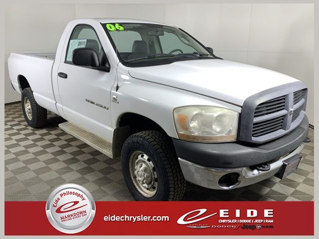 2006 Dodge RAM 2500 ST LB 4WD
