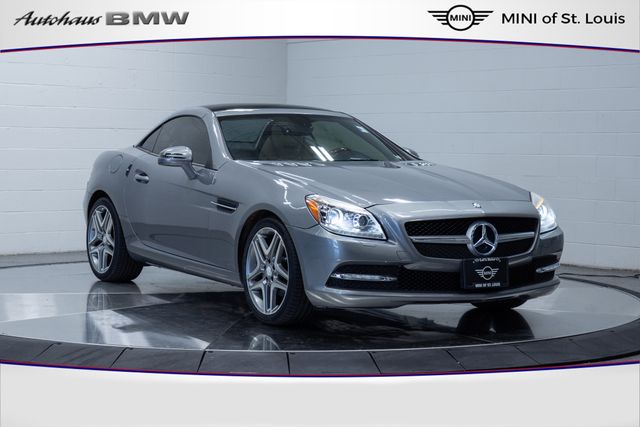 Iridium Silver Metallic 2012 Mercedes-Benz SLK Convertible Rear-Wheel Drive 7-Speed Automatic
