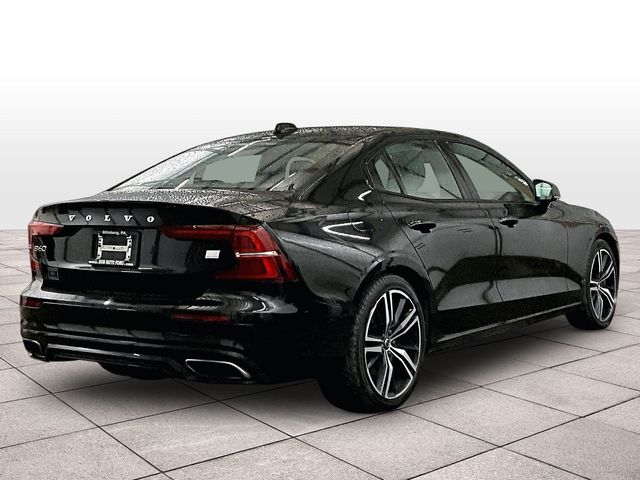 2021 Volvo S60 Recharge Plug-In Hybrid T8 R-Design Expression - 10