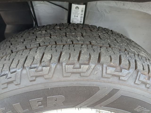 Used 2023 White Ram High Roof image 11