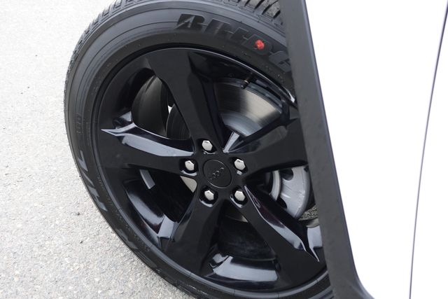 new 2025 Jeep Grand Cherokee car, priced at $37,275