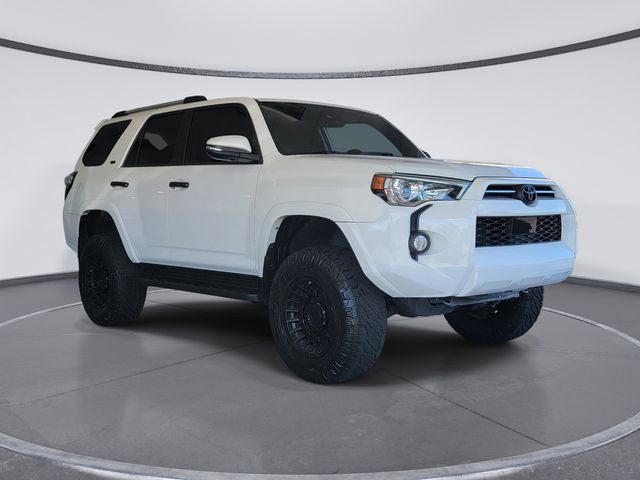 Super White 2020 Toyota 4Runner SUV / Crossover Four-Wheel Drive 5-Speed Automatic Overdrive